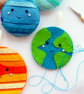 Make Your Own felt Solar System Garland Kit. Sewing pattern. DIY Craft - Image 2
