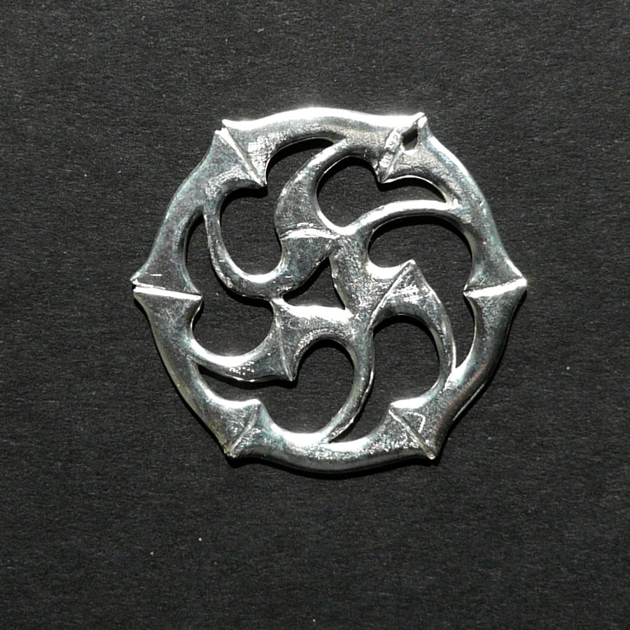 Celtic Triskele Crow Disc, Solid Silver, Ritual and Meditation Piece.
