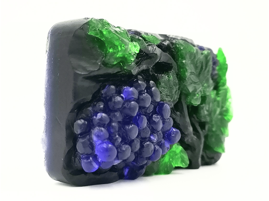 Grape Vine soap. Handmade. Essential Oils. Gift soaps. Skin friendly. UK seller.