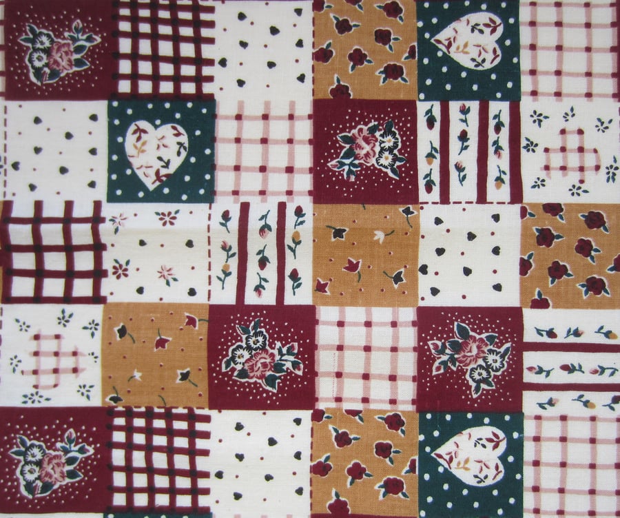 SALE Heart Patchwork Fabric. Fat Quarter Remnant.