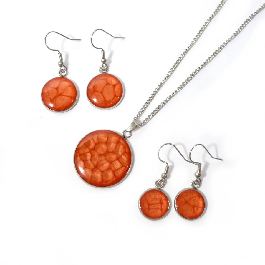 Bright red enamel and resin pendant and dangle earring set
