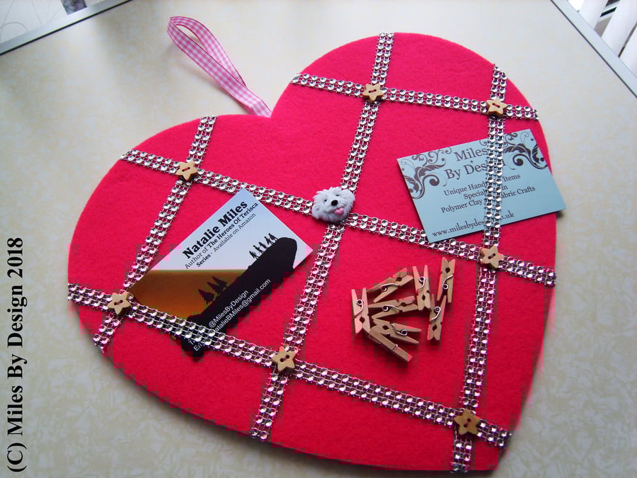 Heart Shaped Memo - Notice Board