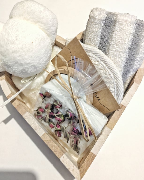 Mother’s Day Self Care Gift Basket,  Relaxing Pamper Hamper for Mum 