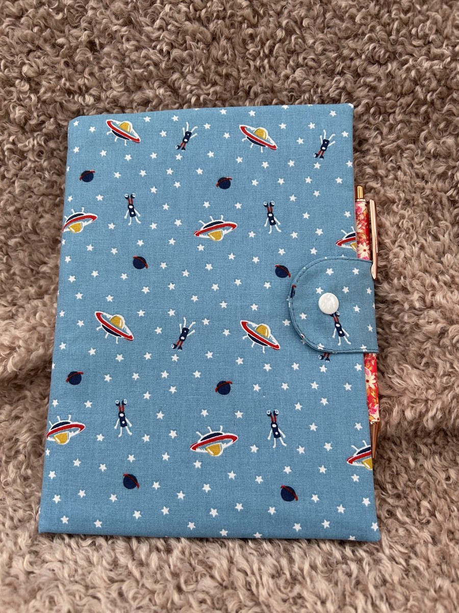 Cotton-Covered A5 Notebook with Pen - retro print