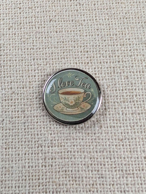 I Love Tea - Tea Lover Themed Badge - Large Resin Topped Pin Badge