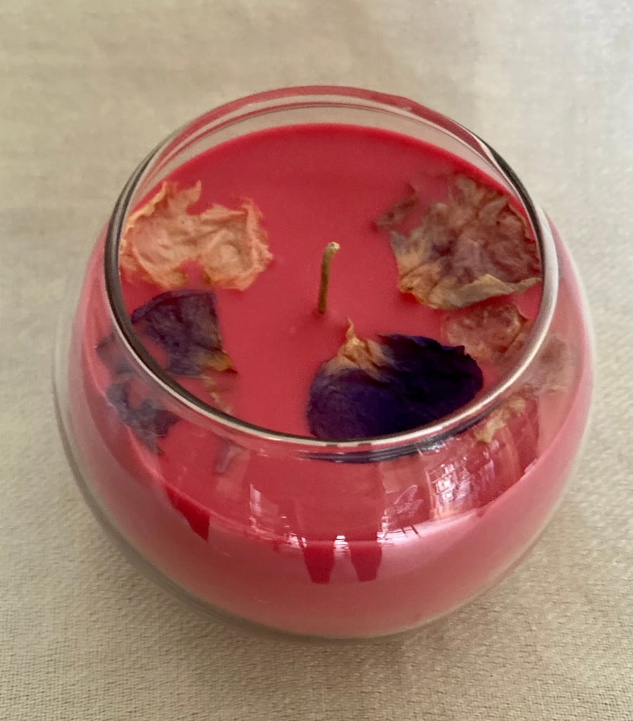 Sweet Pea Scented 100% Organic Red Soy Wax Bowl Candle