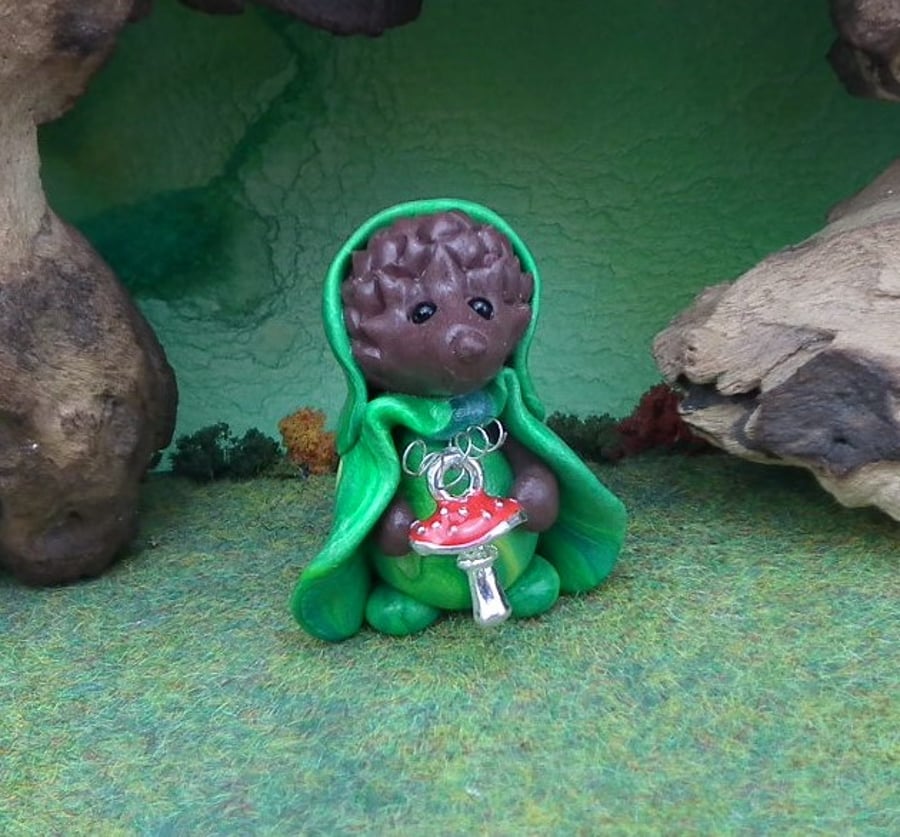 High'n'Over Hedgehog 'Fronde' OOAK Sculpt by Ann Galvin Gnome Village