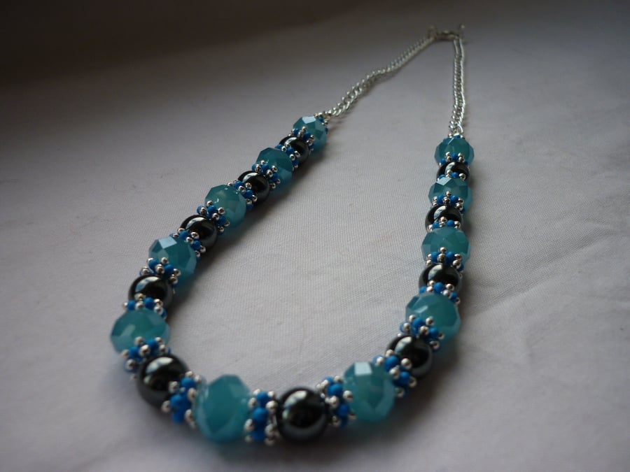 TROPICAL SEA, HEMATITE, BLUE AND SILVER NECKLACE.  995
