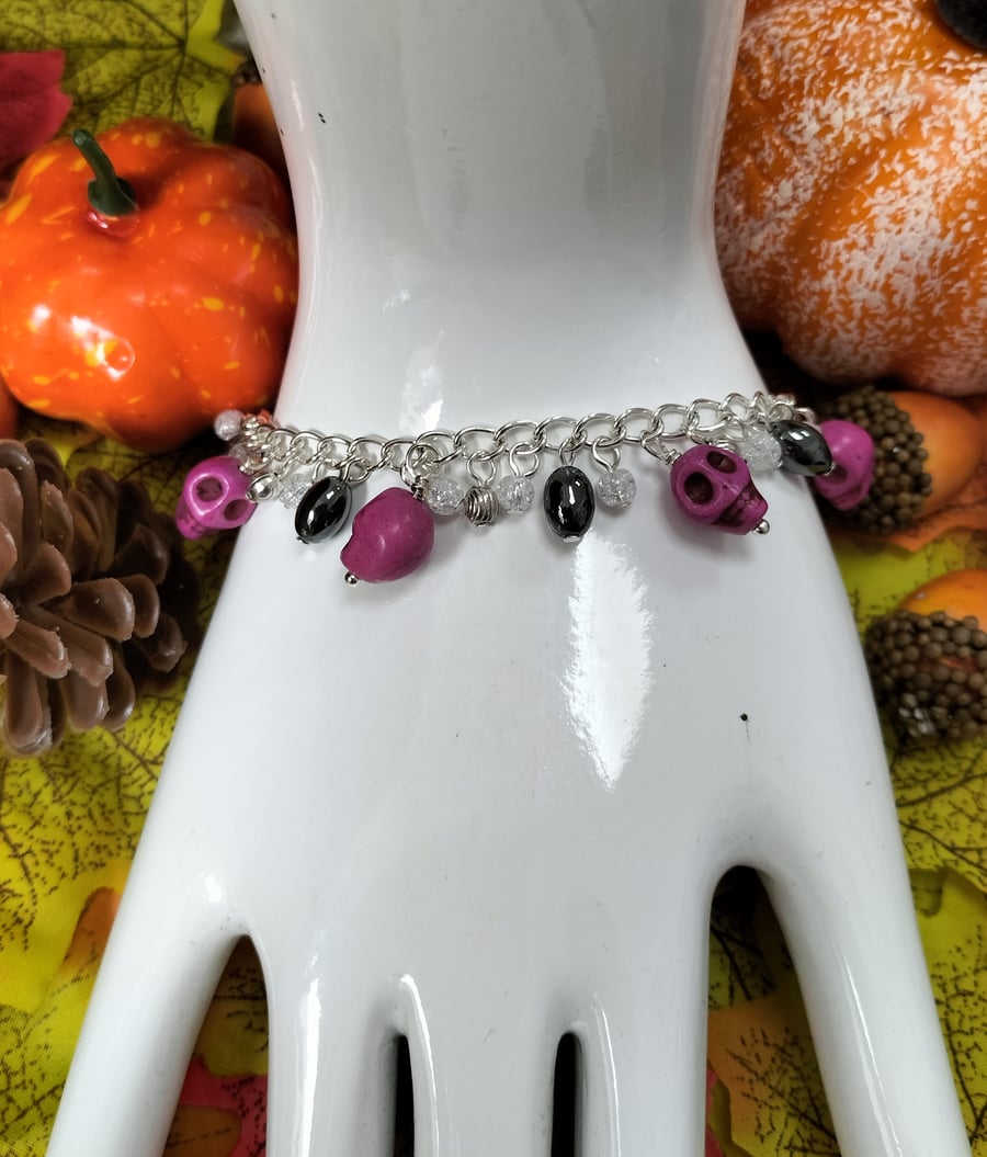 Halloween purple skull beaded charm bracelet