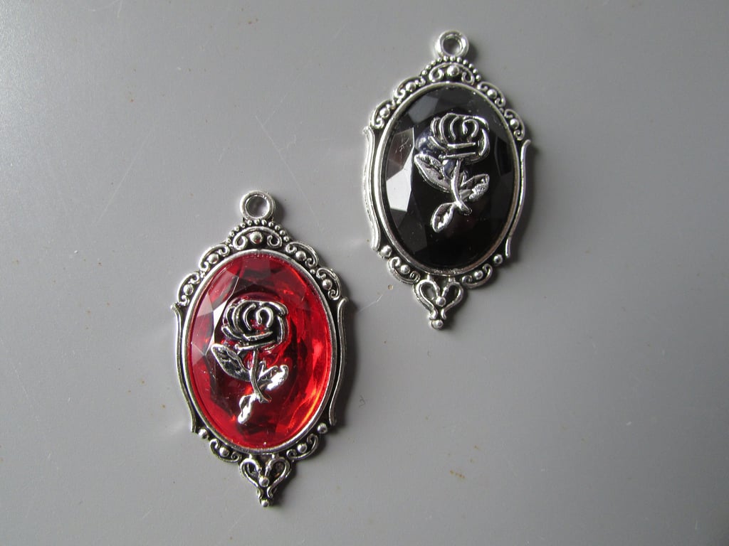 Rose Cameo Tibetan silver Jewellery Charm LARP Steampunk