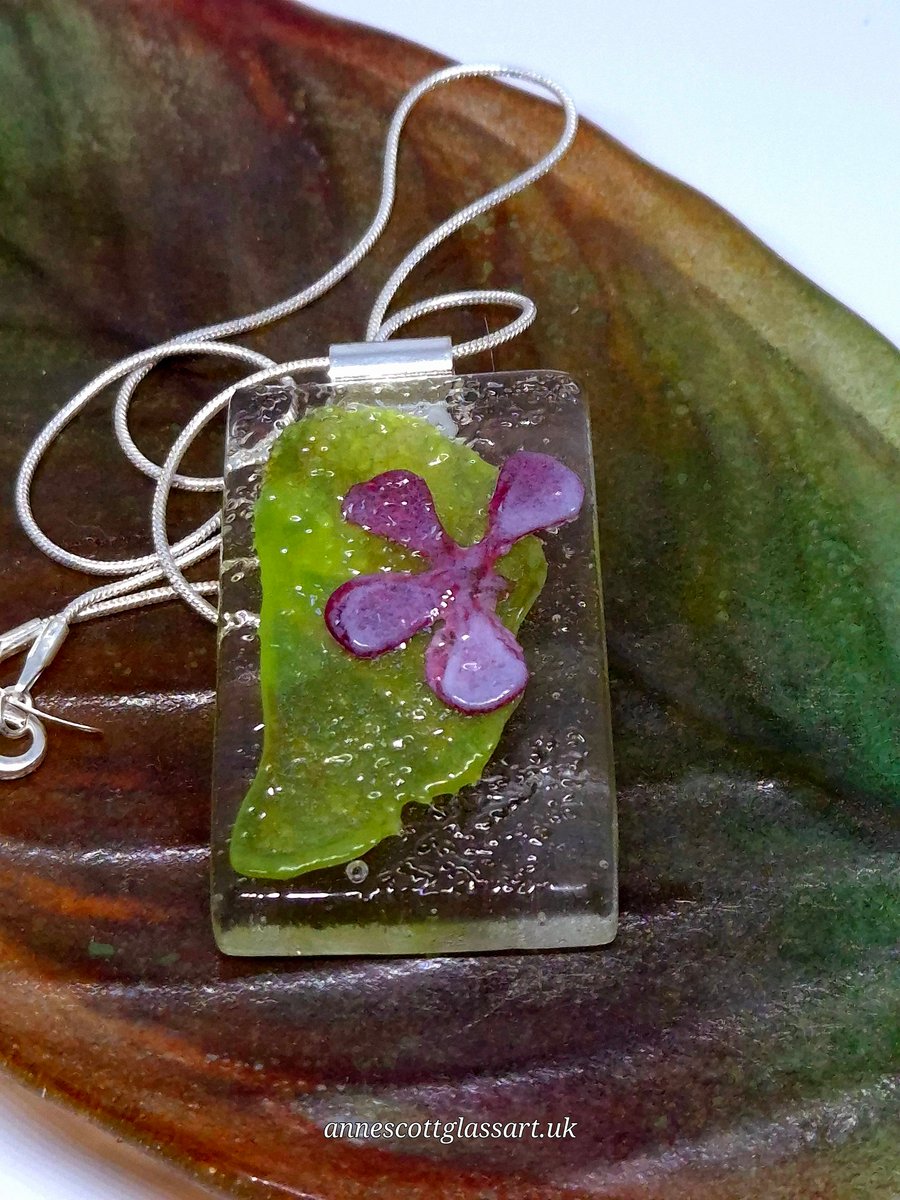 Handmade Fused Glass Botanical Pendant Necklace Geranium with Leaf