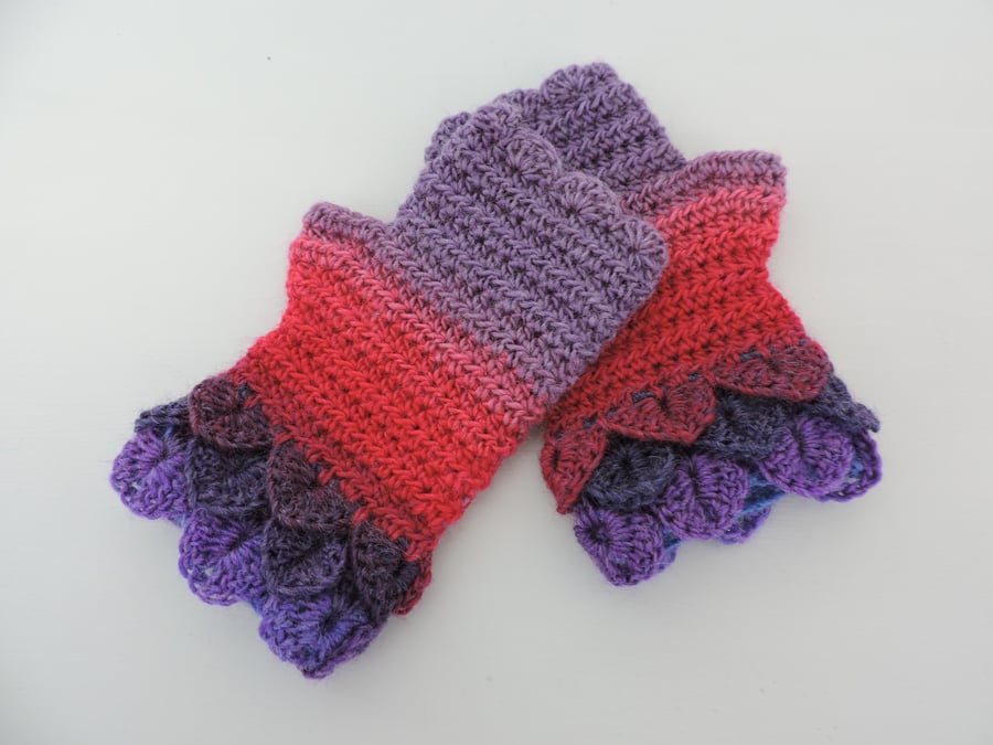 SALE Fingerless Mitts Gloves Dragon Scale Cuffs Purple, Red and Mauve