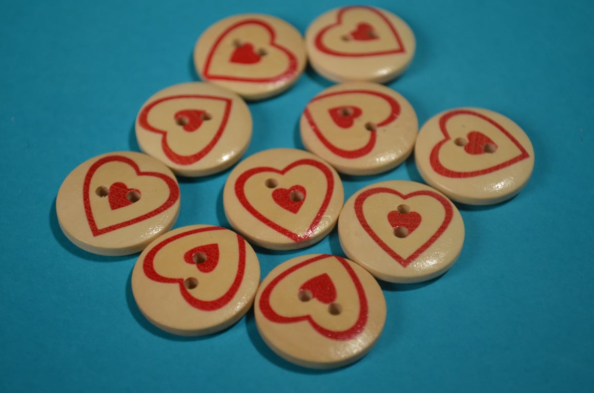 20mm Wooden Red Outline Heart Buttons Love Stripe 10pk Button (RH6)