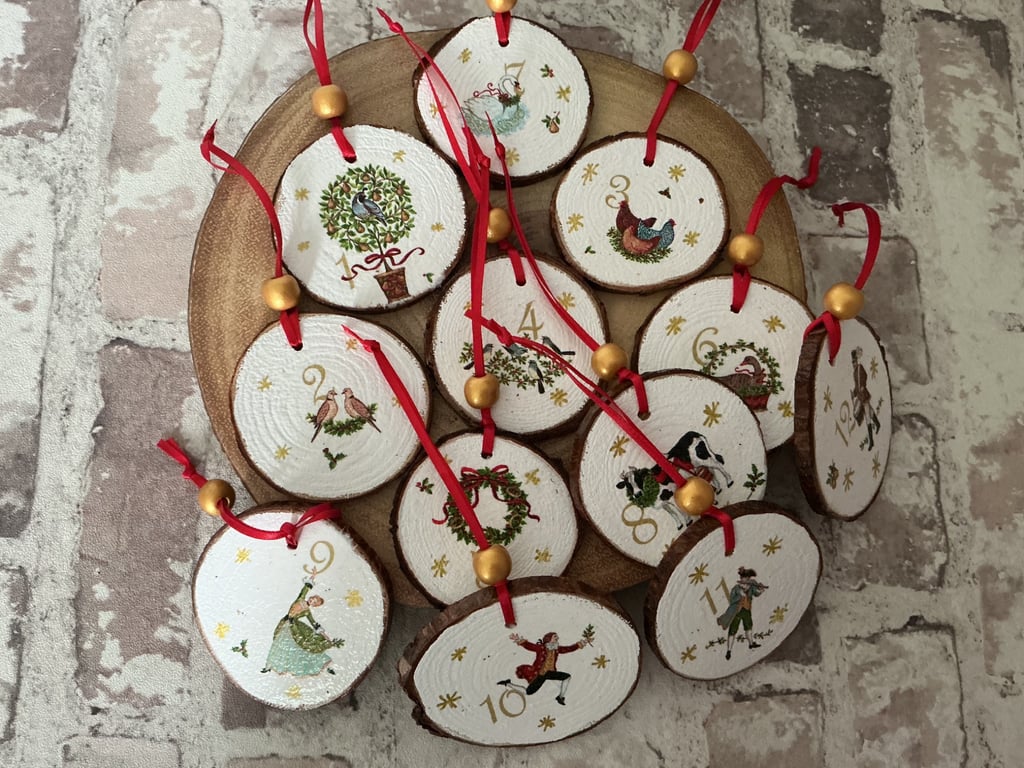 12 Days of Xmas woodslice tree decorations.