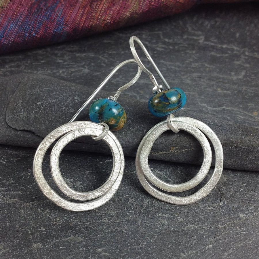 Silver earrings with peruvian opals Hoopla
