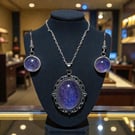 Pendant & earrings set, purple felt with silk fibres under glass cabochon