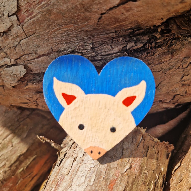 Pig Gift, Pig Pin, Pig Brooch, Pig Accessory, Mum Gift, Pig Jewellery