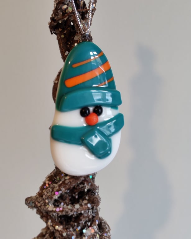 Fused Glass Snowman with Hat and Scarf