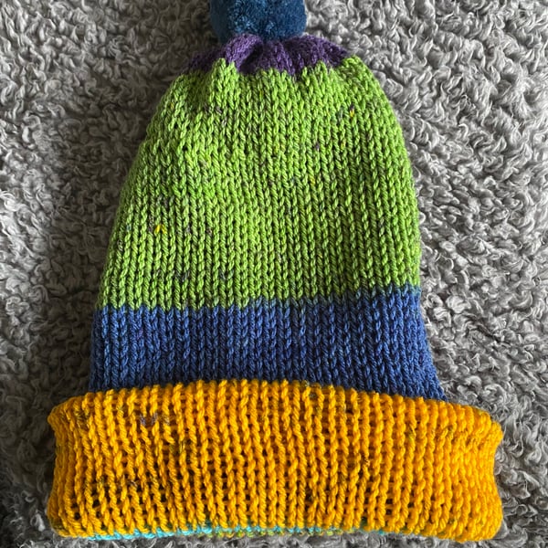 Adult Hand-Knitted Beanie Hat with Pom-Pom