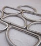 10 Medium Large Silver Tone D Rings - Image 2