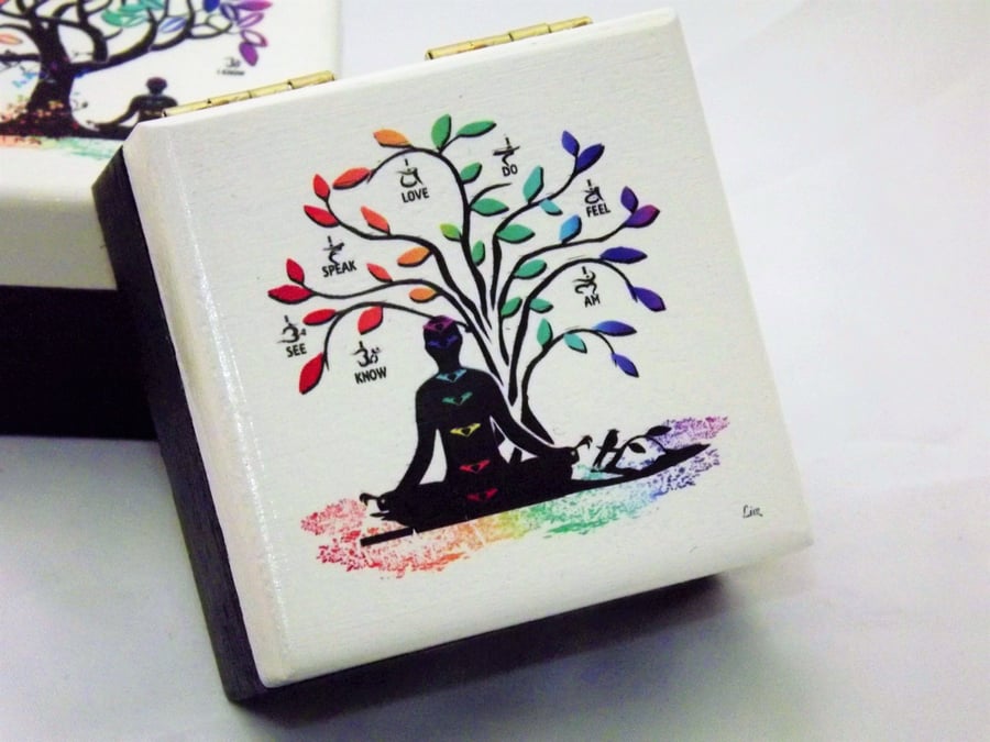 MINI WOODEN BOX & PENDANT. Chakra Tree Of Life Matching SPIRITUAL GIFT SET.