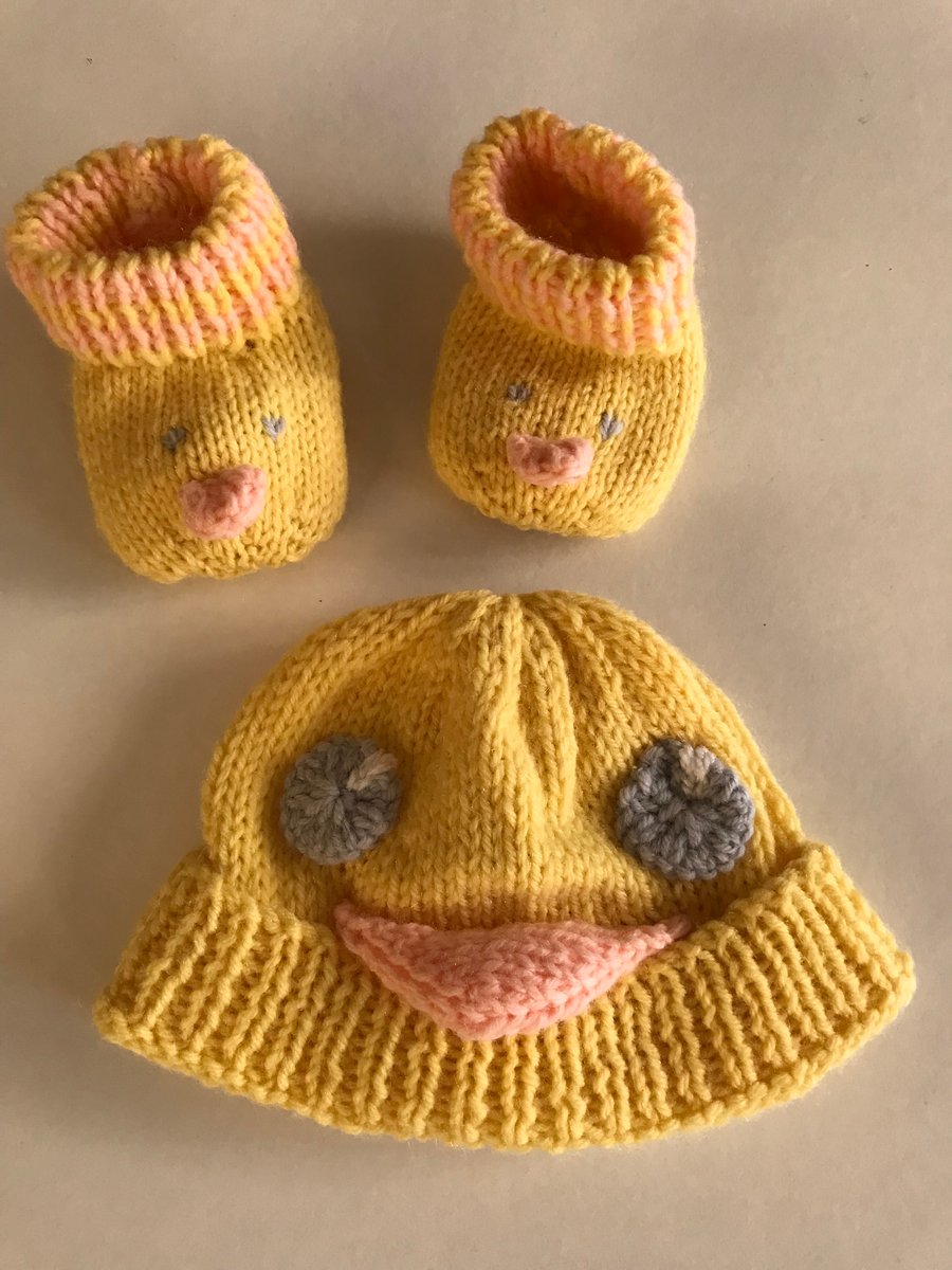 Cute chick hat and bootees for a baby