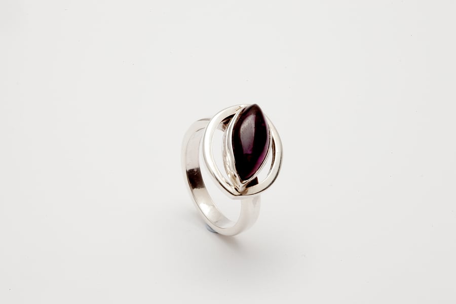 Luciana by Fedha - marquise-shaped amethyst and silver ring, bespoke setting