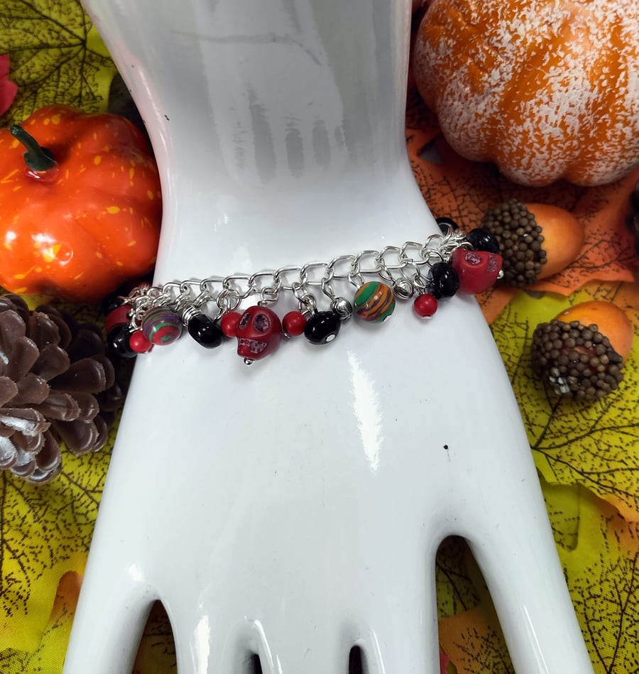 Halloween red skull beaded charm bracelet