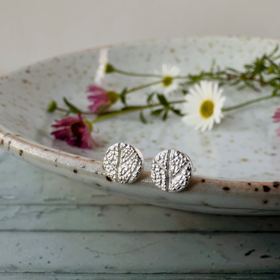 Image of Silver Round Stud Earrings – Textured Round Studs