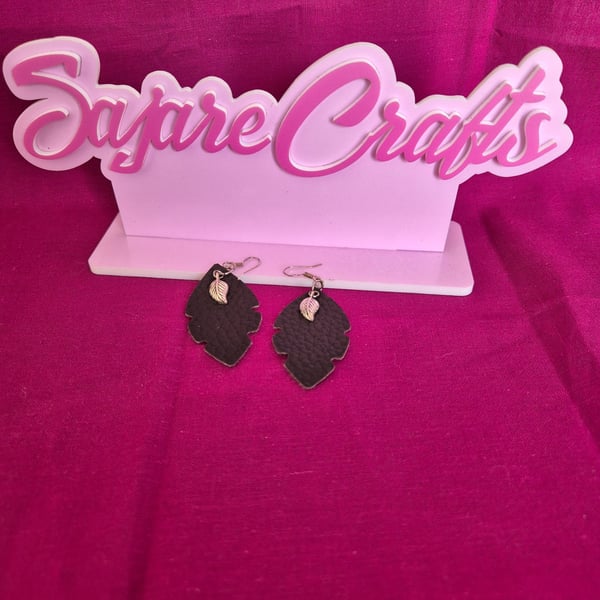 Dangle Earrings 