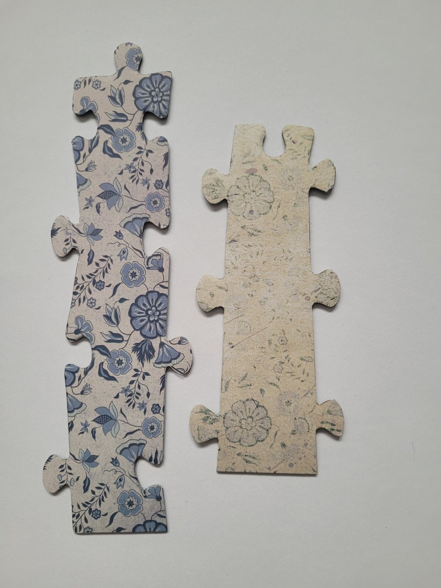 2x Bookmarks, Unique Puzzle Shape, Vintage Floral Design, Quirky Unusual Present