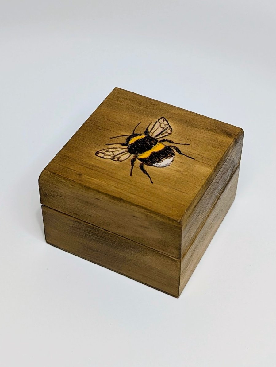 Small wooden box, pyrography bee, ring or trinket box for a bee lover