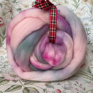 Dyed wool tops roving for spinning - 100g
