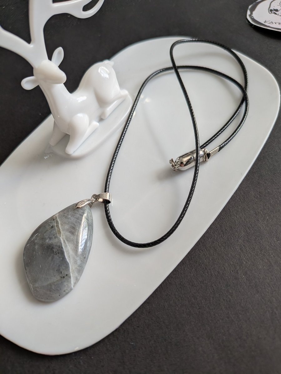 Handcrafted Stone Pendant with 44cm Rope Necklace
