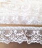 Cream off-white gathered lace ribbon trim braid, 5.5 metres - Image 1