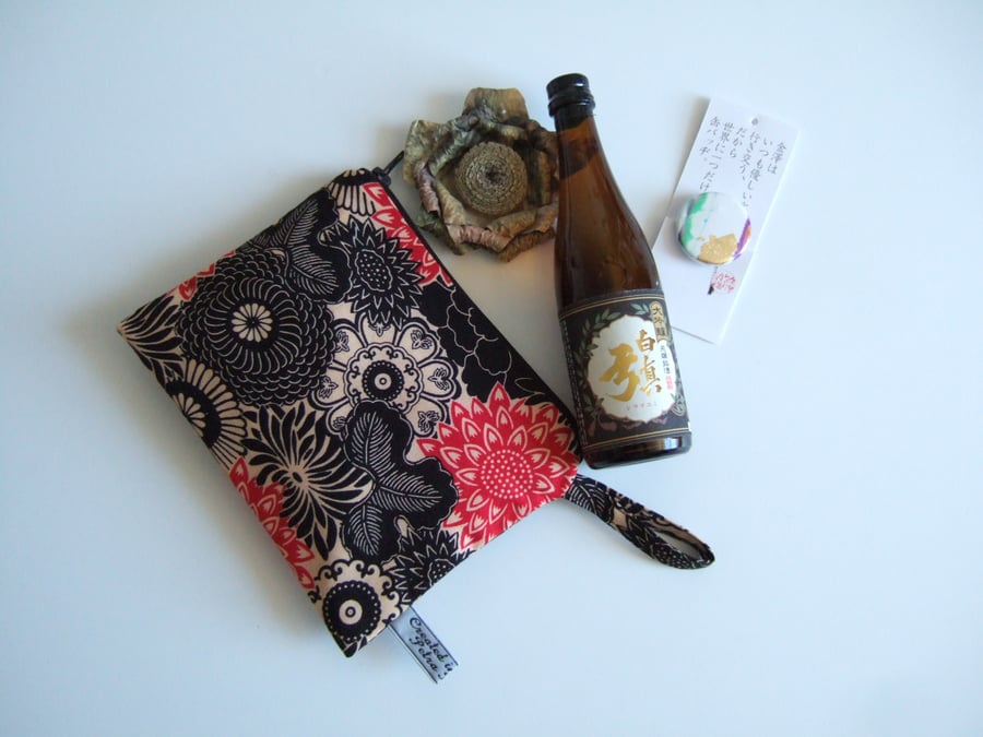 Japanese style print make up bag, cosmetics bag or purse.