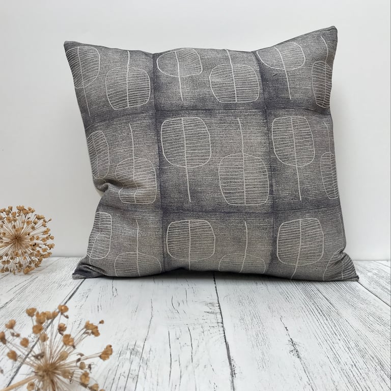 Hand Printed Organic Cotton Square Cushion  - FOLKI - Lavender