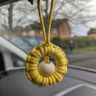 Macrame car diffuser - yellow