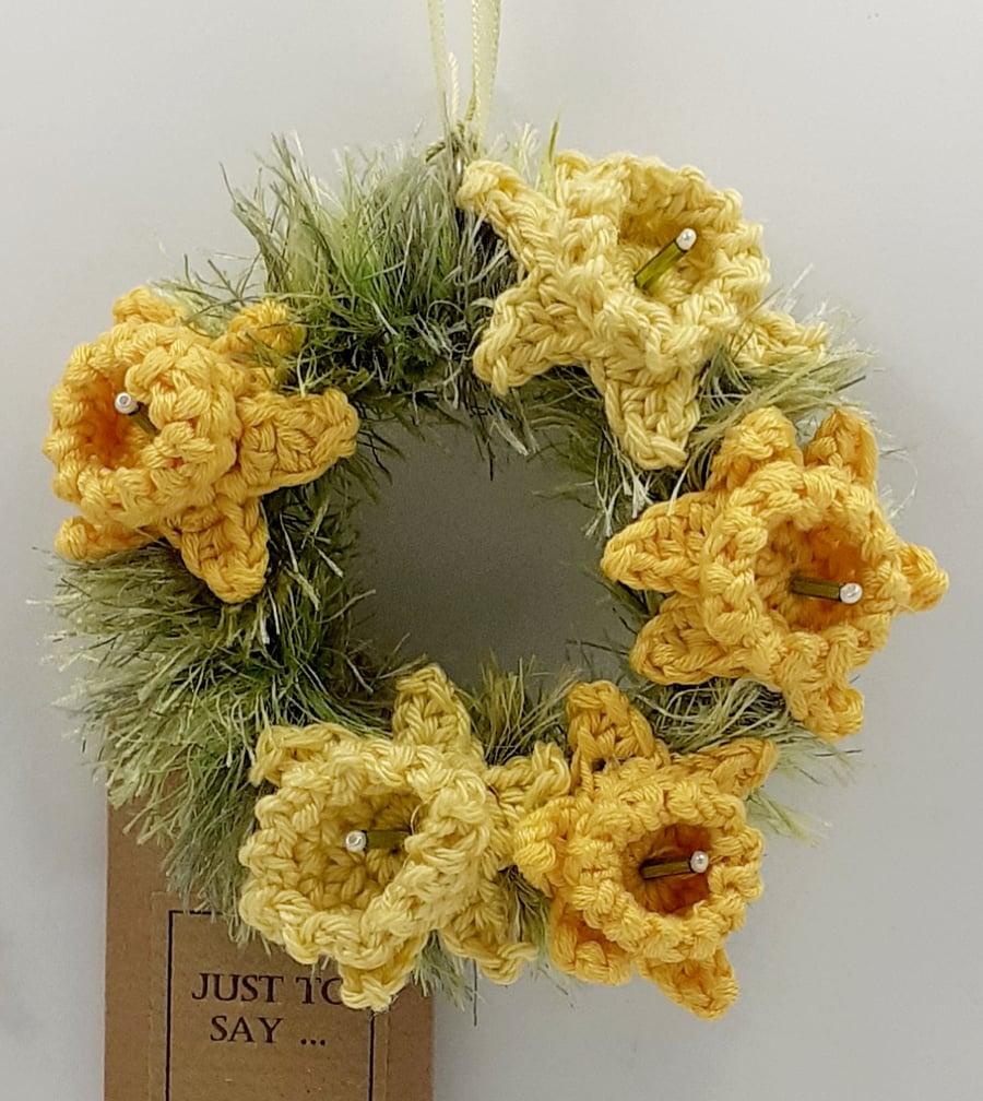 Mini Crochet Daffodil Wreath.  Hanging Decoration 