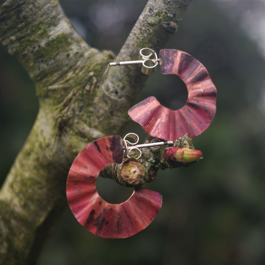 Copper Ripple Hoop Stud Earrings 