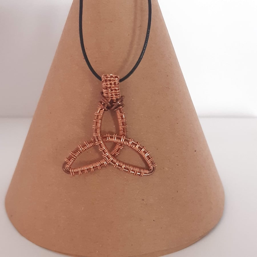 Copper wire wrapped Triquertra celtic knot pendant