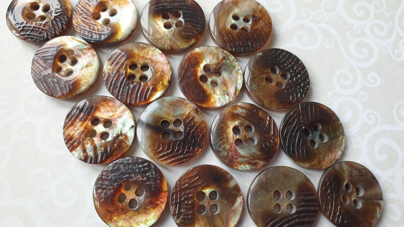 18mm, 11 16",  28 Ligne, REVERSIBLE polyester horn Brown mix Buttons x 5 Buttons