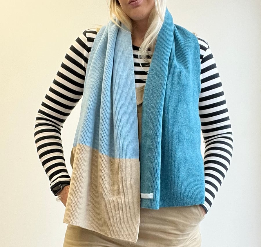 Colour Block Lambswool Scarf