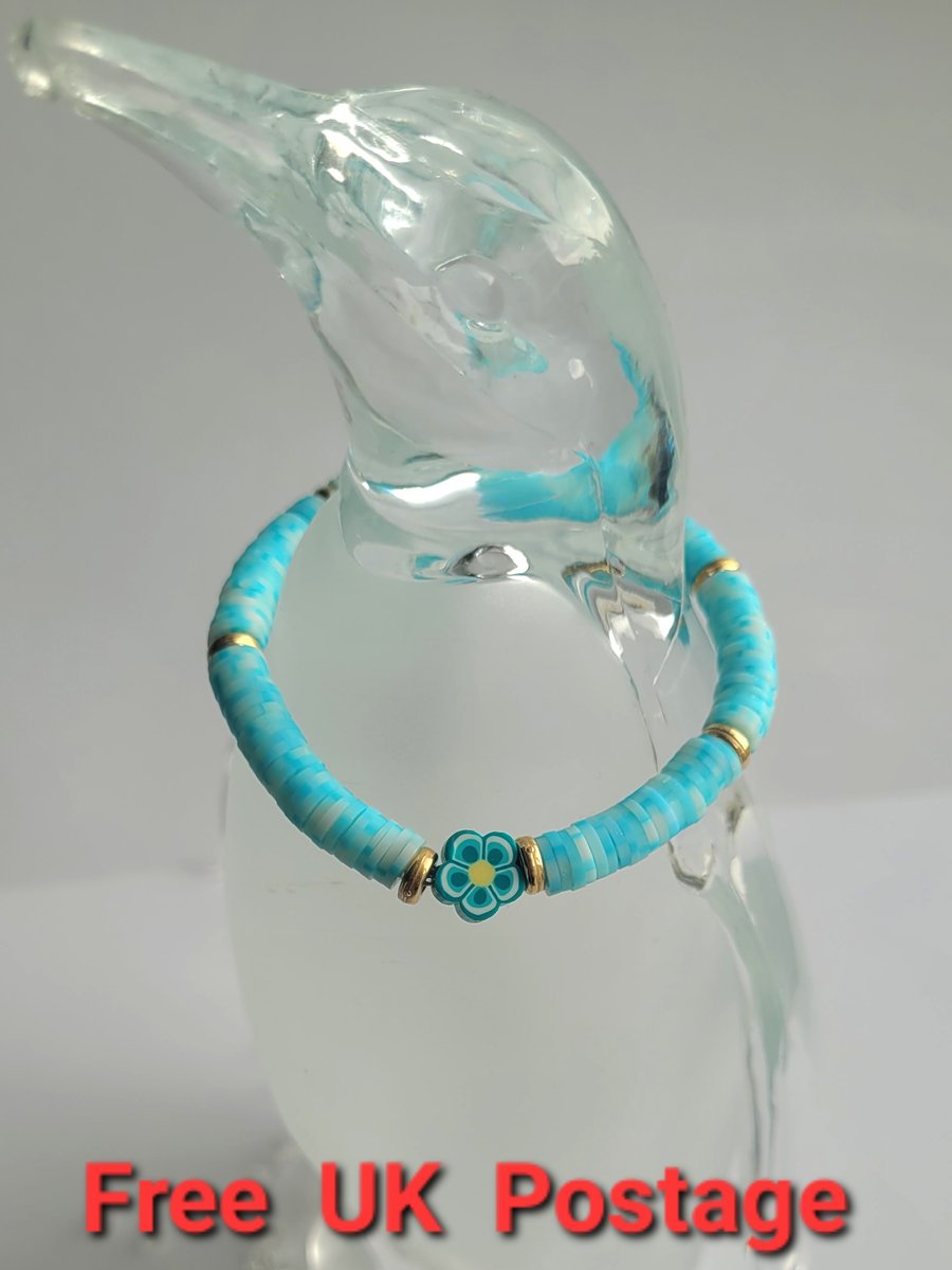 Blue and white polymer clay bead bracelet