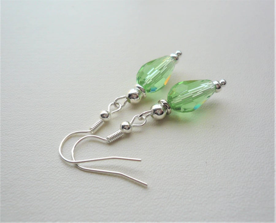 Dangle Earrings Clear Pale Green Faceted Glass Drop Bead Silver Plate   KCJ3674