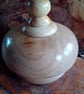 Large Lidded bowl  lovely grain. Item no 1017 - Image 4
