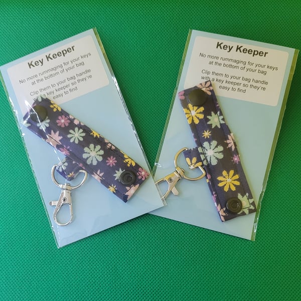 Key Keeper - Pastel florals on navy