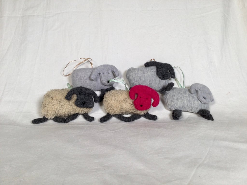 5 Mini Hanging Sheep Ornaments – Handmade from Recycled Wool.