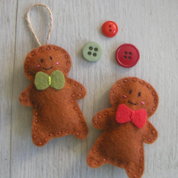 sewing kit craft kit Make a gingerbread decoration and badge