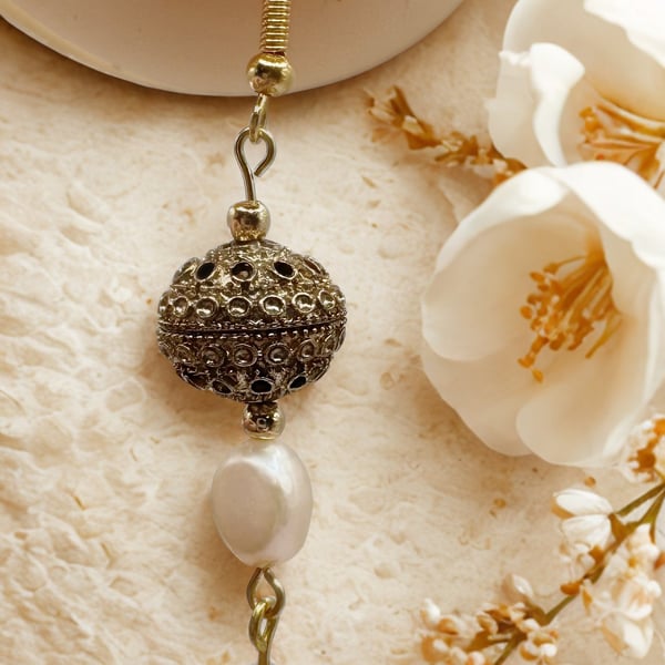 Vintage drop earrings